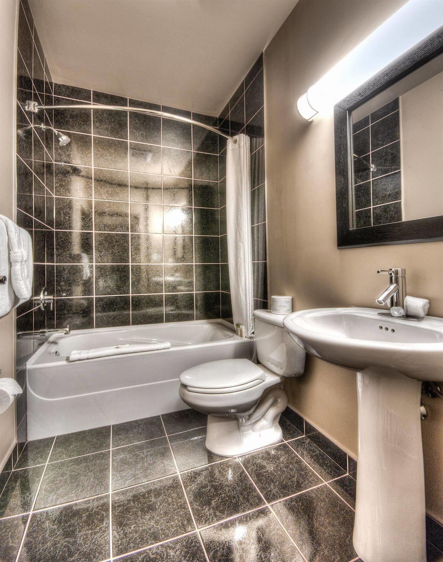 Grand Inn & Residence- Grande Prairie Esterno foto