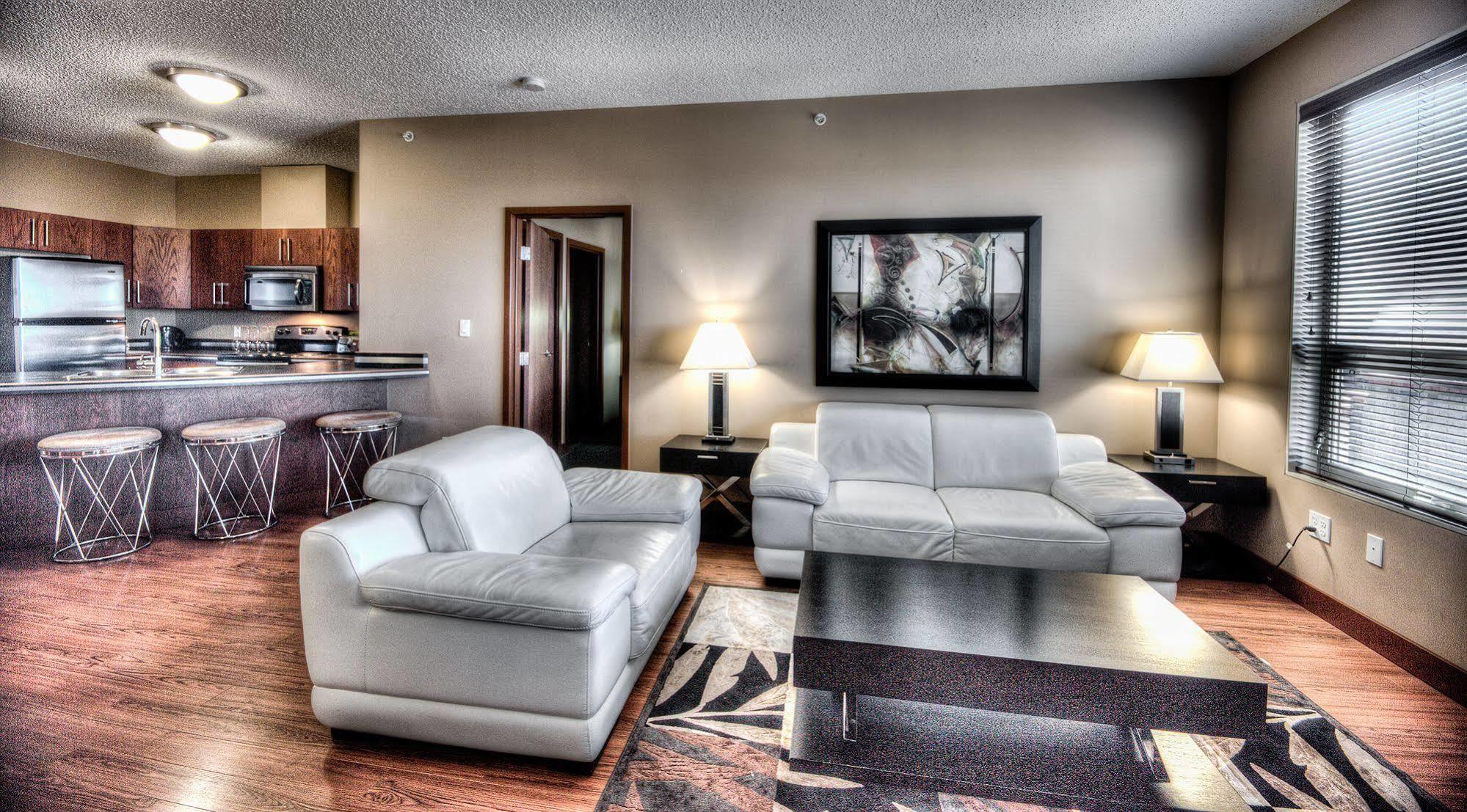 Grand Inn & Residence- Grande Prairie Esterno foto