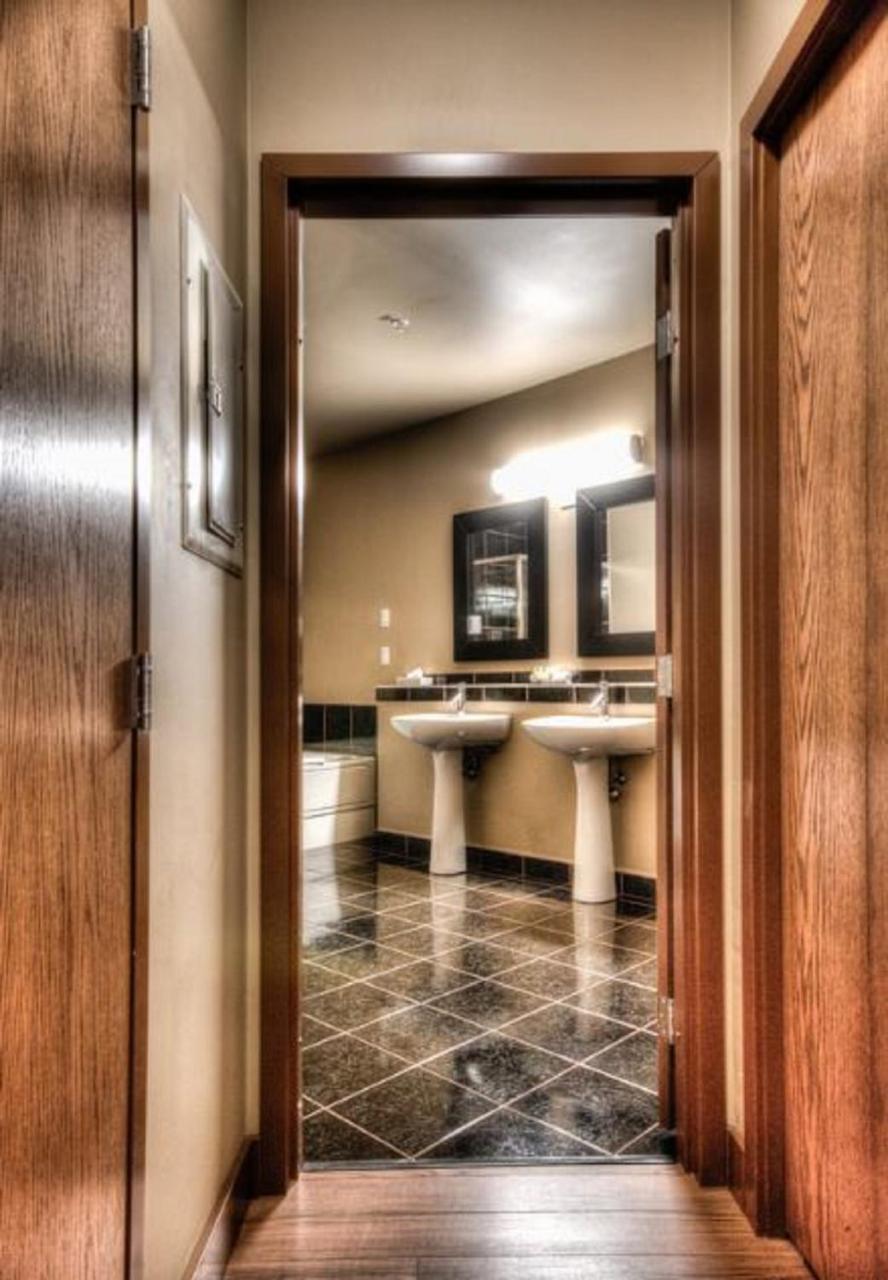 Grand Inn & Residence- Grande Prairie Esterno foto